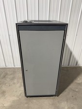 24U Server Cabinet Rack Enclosure Back Door Locked Front Unlocked -No Key -Local