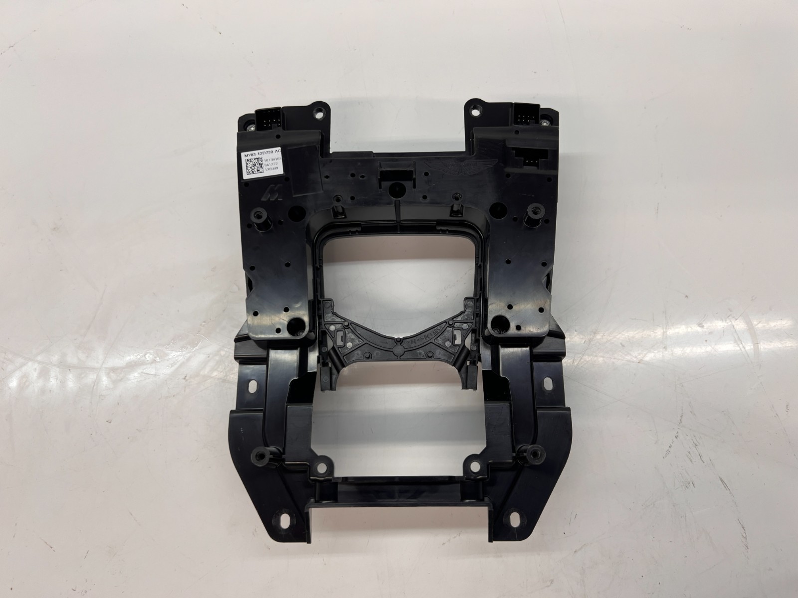 ASTON MARTIN DBX 707 CENTER CONSOLE CONTROL SWITCH OEM MY83-13D730-AC