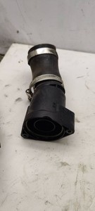 Volkswagen Golf Plus 2010 Diesel 77kW Ansaugrohr Ansaugschlauch Turbolader