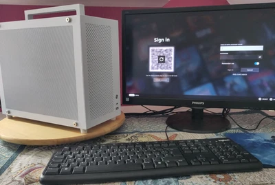 Ryzen 3 3200G | RX 560 | 16GB RAM | 128GB NVMe | WiFi/BT & SteamOS! Good Entry! - Bild 1 von 4