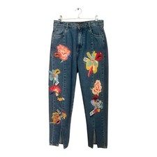 Jeans Zara Trafaluc Denimwear gamba dritta ricamati toppe fiori e labbra
