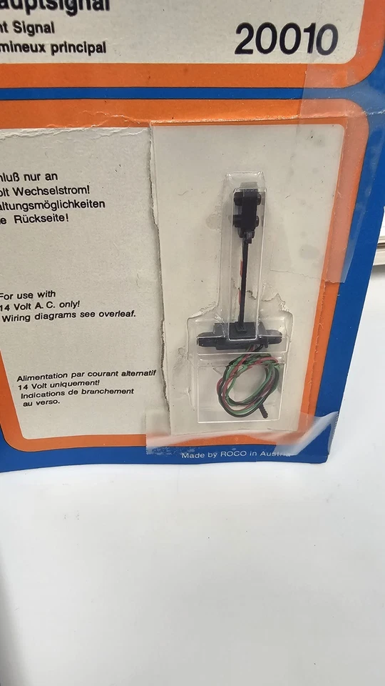 *READ* Roco N Scale 20010 Home Light Signal Model Railroad Layout Scenery NOS - Image 4 of 4