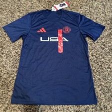 Adidas Men s FIFA World Cup 2026 Tshirt USA Size M Navy NWT