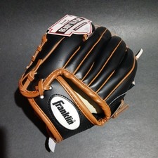 Franklin 8 1/2" Tee Ball Baseball Mitt Fits Left Hand Brand New