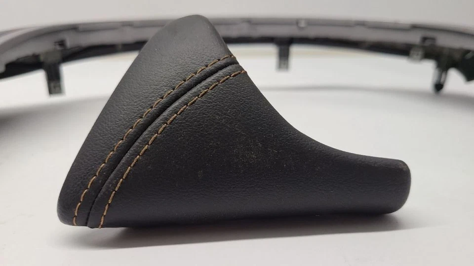 Chevrolet Trax LH 2017-2020 izquierda derecha tablero paneles negros Foto 3 de 4