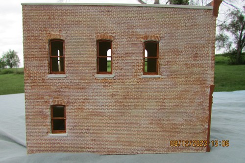 Design Preservation Model's Kirsten's Corner Cafe Building Built Up "O" Scale - Picture 4 of 9