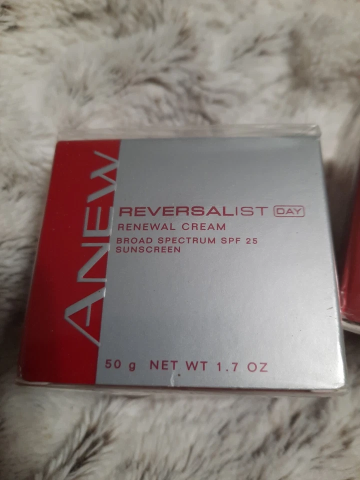 Nuevo Avon Anew Reversalist Juego de Crema Renovadora Día y Noche FPS 25 1,7 oz Esterlina Foto 2 de 4