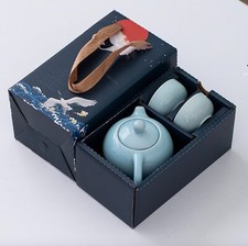 Traditionelles Teeset – Elegante Teekanne mit 2 Tassen - Idee Weihnachtsgeschenk