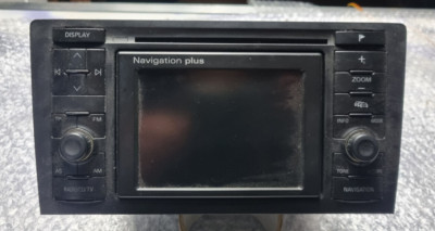 Audi A8 D2 4D Original Navigation Plus Ohne Code 4D0035192k