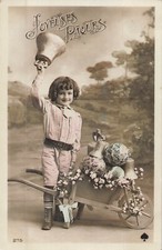 CP JOYEUSES PAQUES ENFANT SONNANT CLOCHE BROUETTE OEUFS DECORES FLEURS