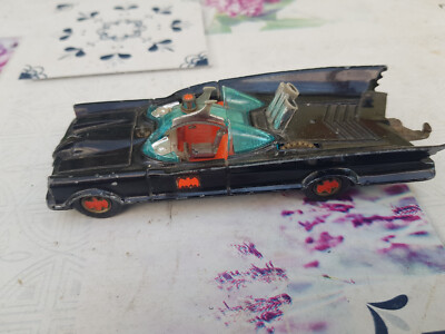 K-56 Corgi Toys: Batman Batmobile schwarz, rote Felgen, ohne
