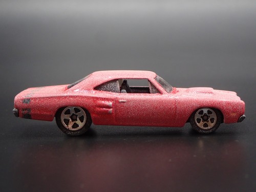 1969 69 DODGE Corona Súper Bee Traje Establo Encontrar 1:64 Escala Modelo Coche - Imagen 3 de 7