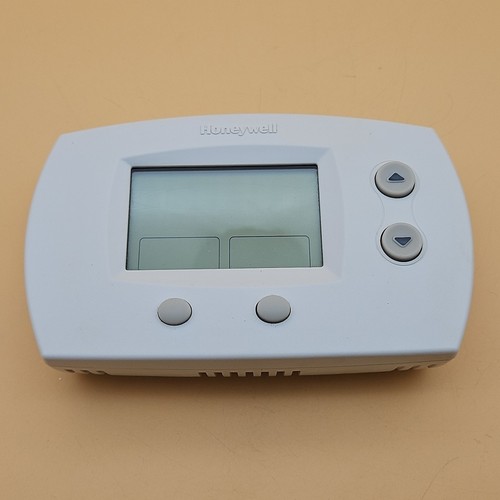 Honeywell TH5220D1003 FocusPro 5000 Non-Programmable Thermostat