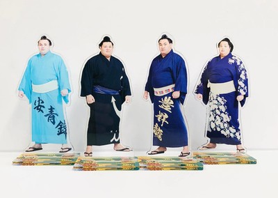 Acrylständer eines Sumo-Ringers im Kimono: Unterstützen Sie Ihren Lieblings-R...