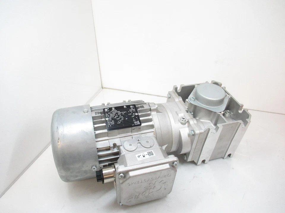 Nord Gear SK02040.1AXZH-71L/4 CUS CON MOTORREDUCTOR SK71L/4 CUS, relación 55,56 Foto 3 de 4