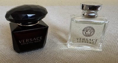 VERSACE Mini Set: Crystal Noir & Versense FL  5 ML Eau De Toilette Splash - NB