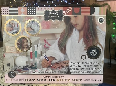 FAQ Schwarz Pampered Play , Day S.p.A. Beauty Set 76 Piece New