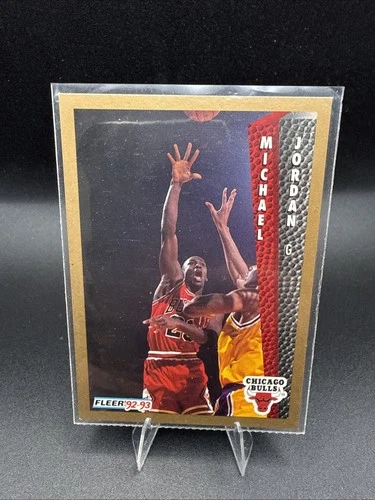 1992-93 Fleer - Michael Jordan #32