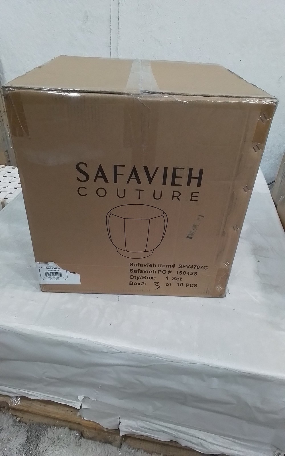 Safavieh MAXINE CHANNEL TUFTED OTTTOMAN, Reduced Price 2172764676 SFV4707G