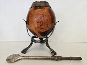 South American Yerba Mate Gourd and Alpaca Eberle Bombilla Straw with Stand