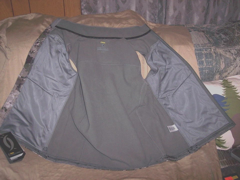 Large Camo Vest Instinct Vest Scent Control Windproof Mid Layer Water Resistant - Image 2 of 4