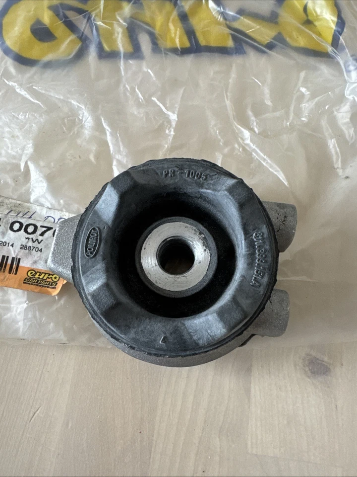 Euro Car Parts Left Gearbox Mounting Fits Passat 80 Coupe 1.3 1.6 D 1.7 TD 1.8 - Image 4 of 4