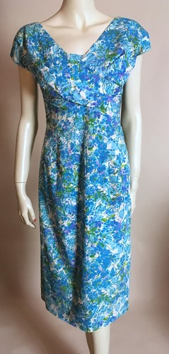 1950s Vintage Eleanor Green Blue Purple Floral Cotton Cocktail Sheath Dress M