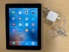 Apple iPad 2nd Gen A1395 16GB 9.7" Wi-Fi MC960LLA Black/Silver