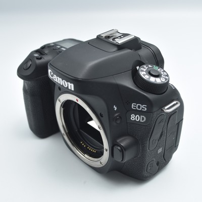 NearMINT】Canon EOS 80D 24.2MP Digital SLR Camera Count:8,164 B 