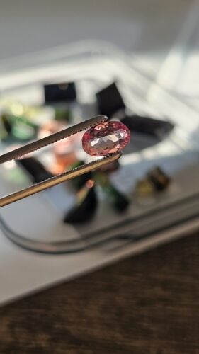 Natural Pink Spinel 0.85 ct loose gemstone from Tajikistan mine - Picture 6 of 10