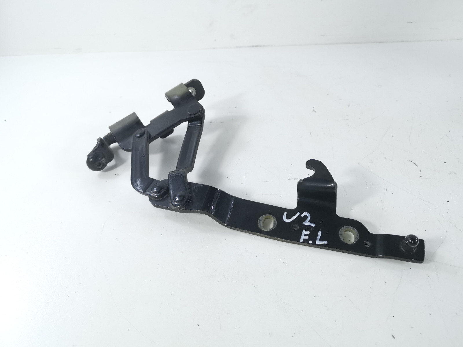 Maserati GranTurismo M145 GranCabrio Hood Hinge Bracket Left and Right Side Set