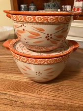 Temptations Old World Orange 2 Nesting Bowl Set w/ lids 1 & 1.5 quart bowls