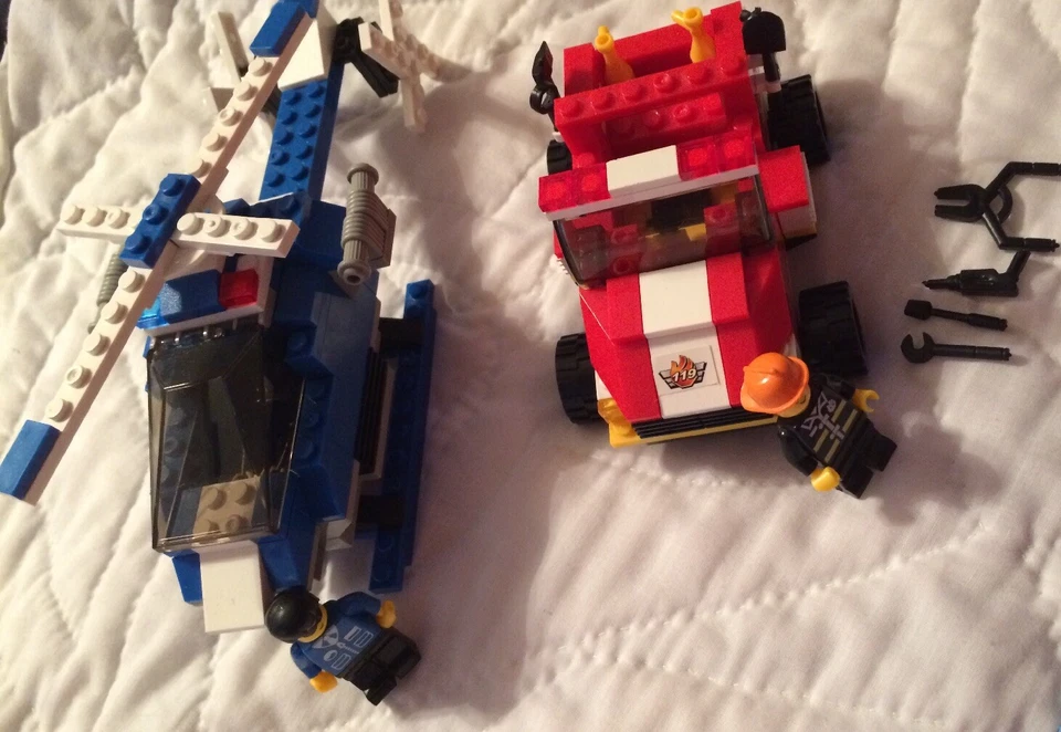 CraZArt SUPER BLOX POLICE HAWK COPTER & Fire Buggy - Image 2 of 4