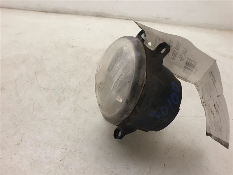 11-15 LEXUS IS250 DRIVER SIDE FRONT FOG LIGHT ASSEMBLY - Image 3 of 4