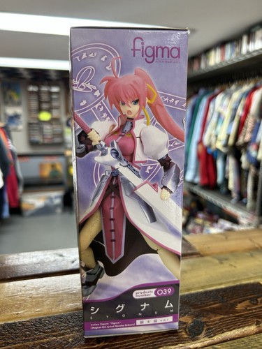 Figma 039 Signum: Knight ver. (Magical Girl Lyrical Nanoha StrikerS) Max Factory - Picture 2 of 6