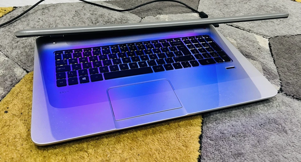 Gaming HP Pavilion 17.3" Laptop,Intel Core i7-4700MQ,12GB Ram,1000GB HDD,Win 10 - Image 4 of 4