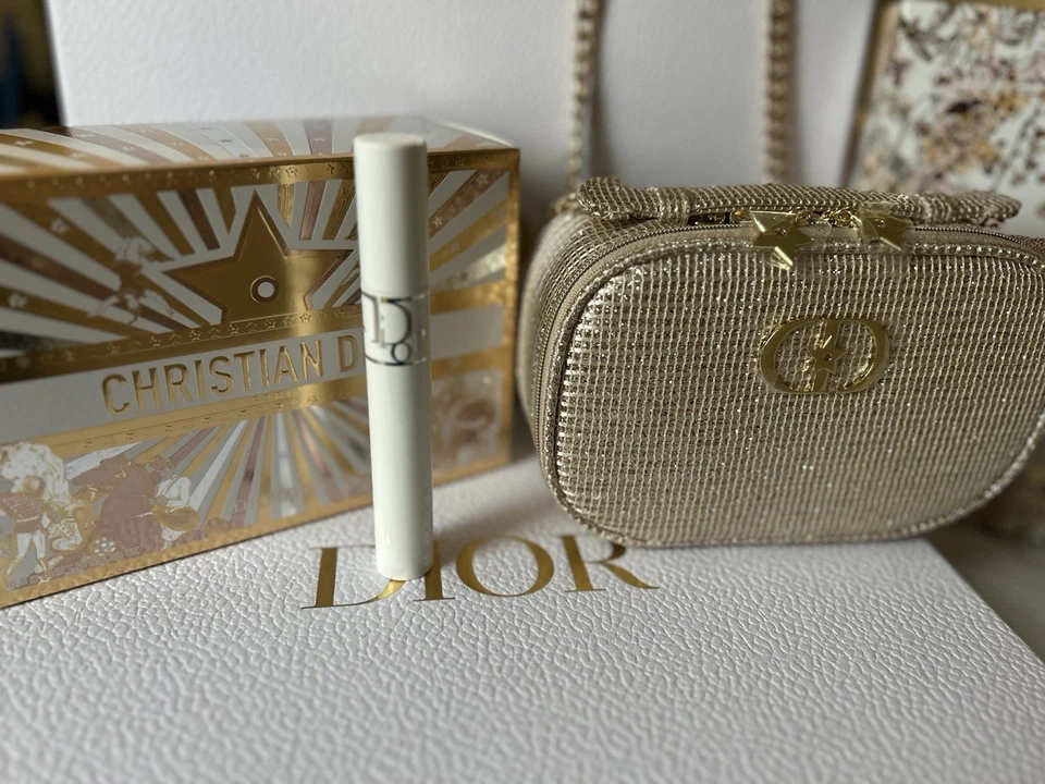 Dior Luxury Cosmetic Vanity Bag with Handle, plus Dior mask duo. Same as pic - Image 4 of 4