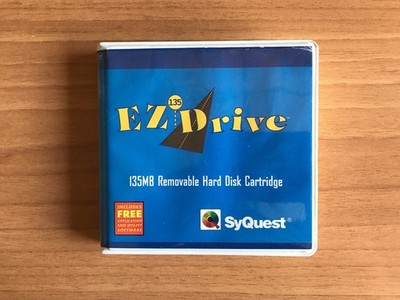 EZ Drive 135 MB Wechselfestplattenkassette SyQuest (nicht getestet)