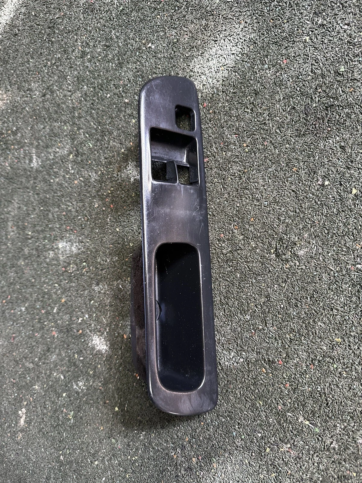 Picture 1 of 4