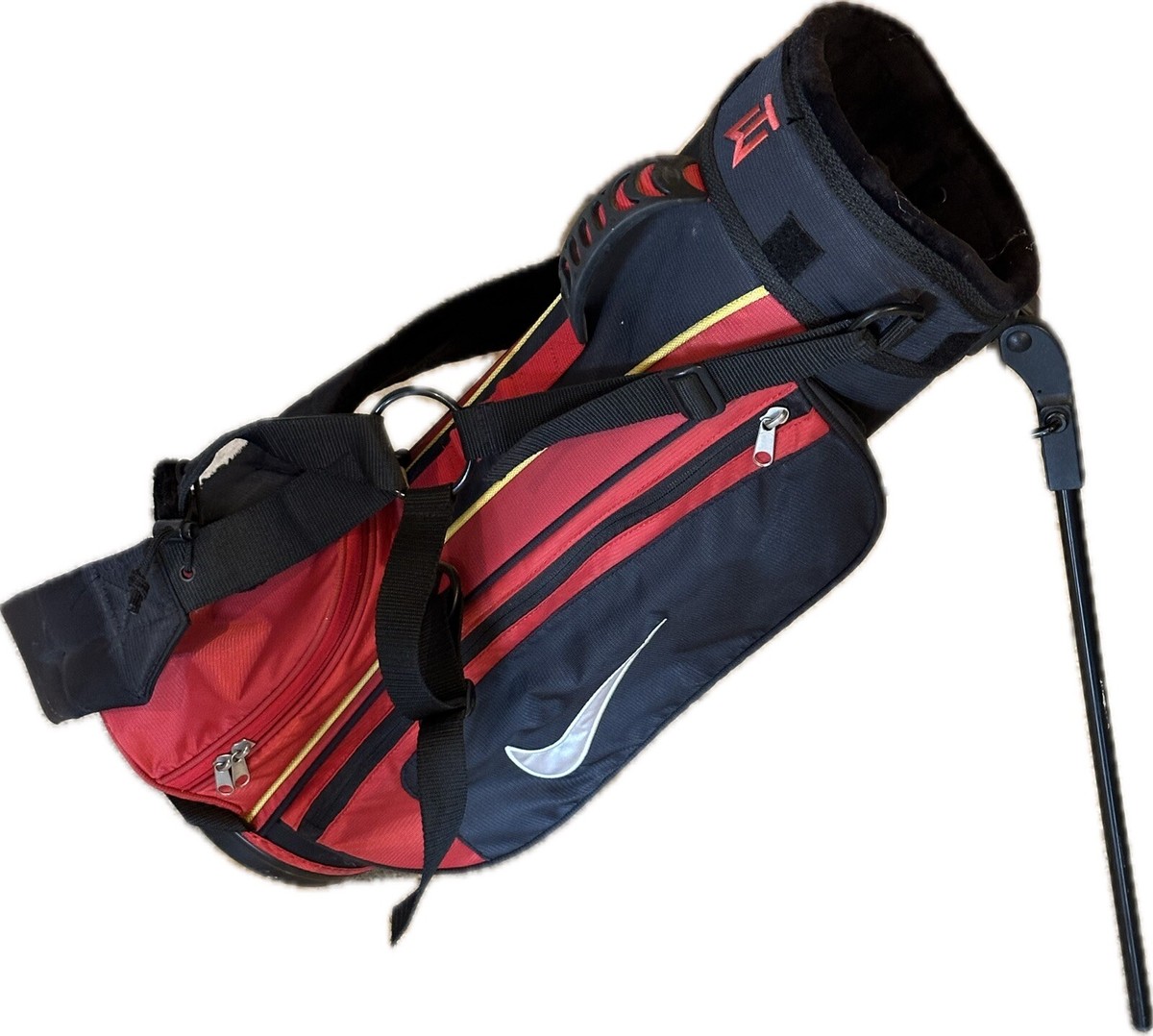 Nike Golf TW Tiger Woods VR Junior Kids Red Set Stand Bag Nike Golf TW Tiger Woods VR Junior Kids Red Set Stand Bag
