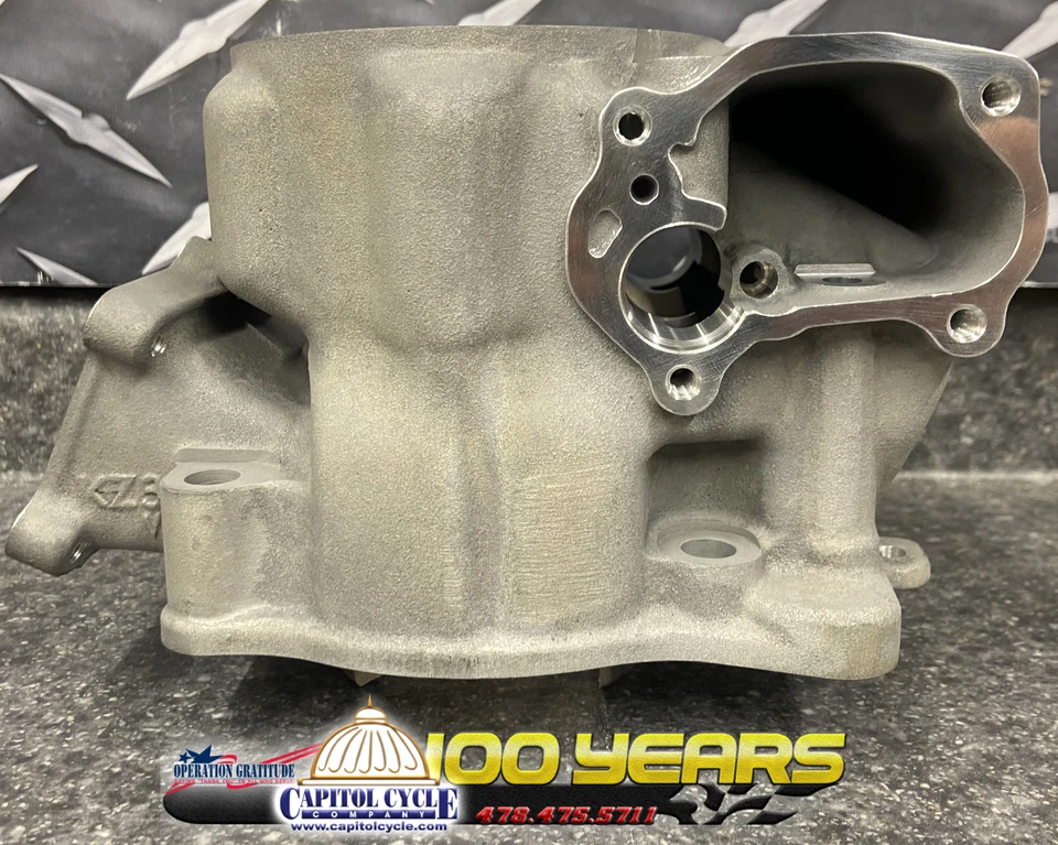 12101-KZ3-L10 OEM HONDA 2001 CR250R CYLINDER A - Изображение 3 из 4