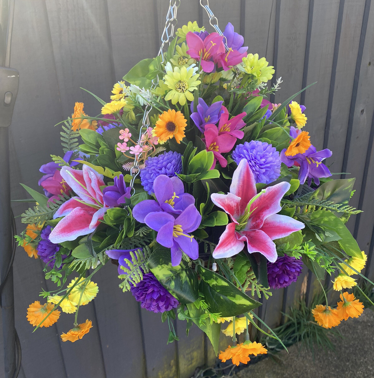 (16) 12 Inch Rattan Hanging baskets with artificial flowers eBay