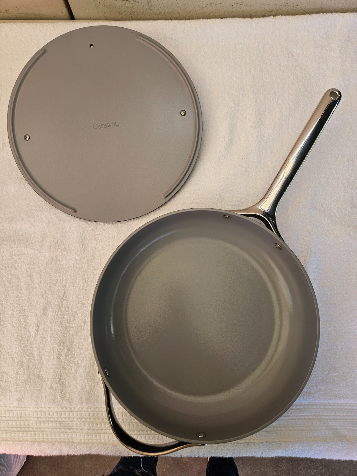 Caraway 4.5Qt. Nonstick Ceramic Saute Pan W/Lid Oven Safe Navy SEE