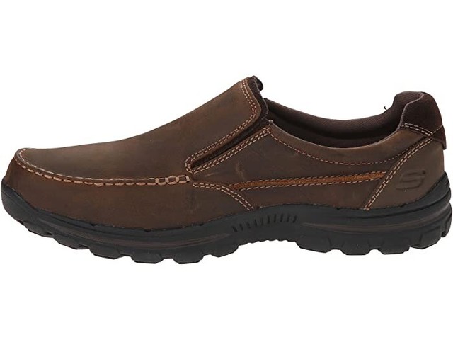 skechers status breson