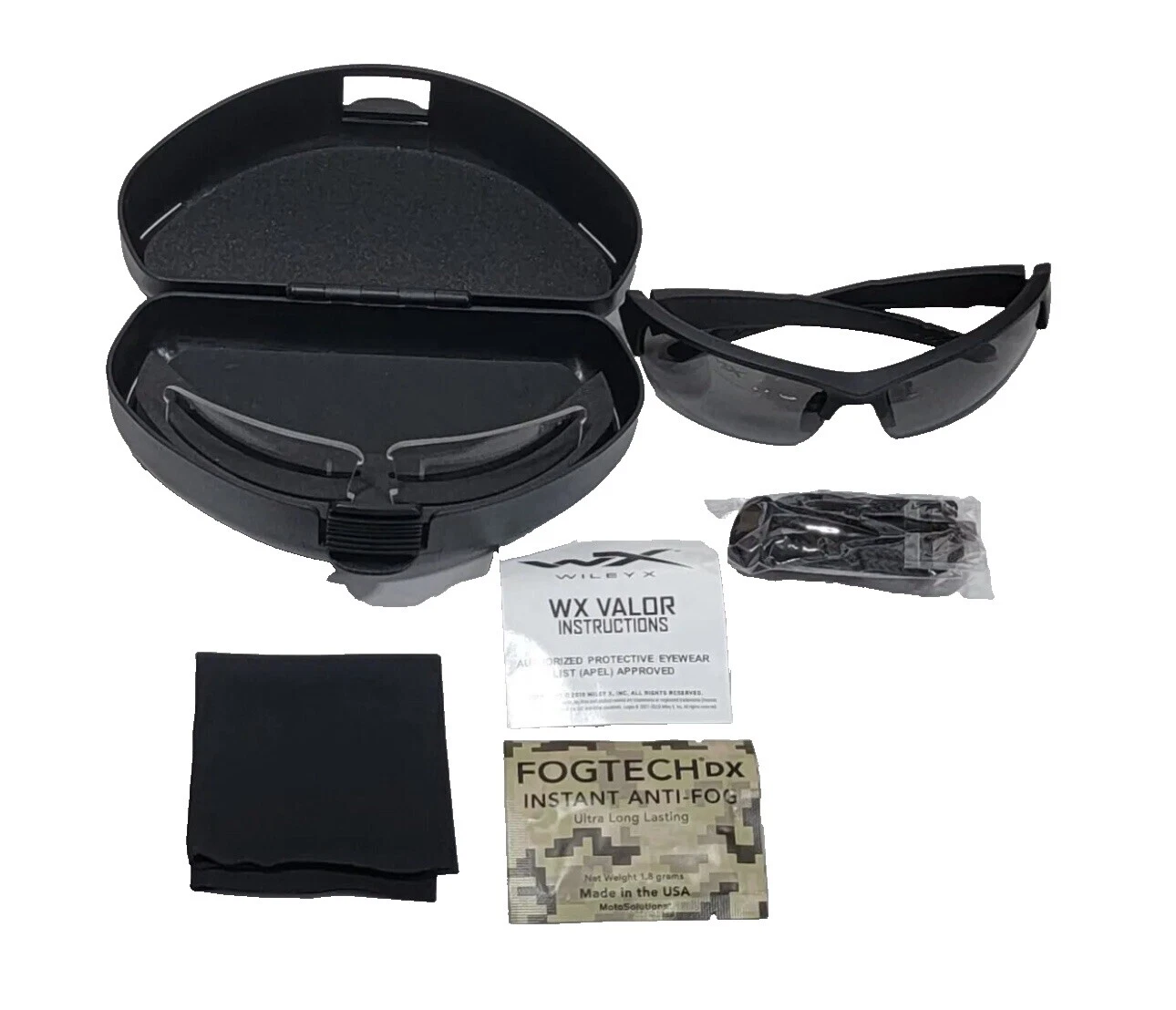 Wiley X 椭圆形太阳镜男