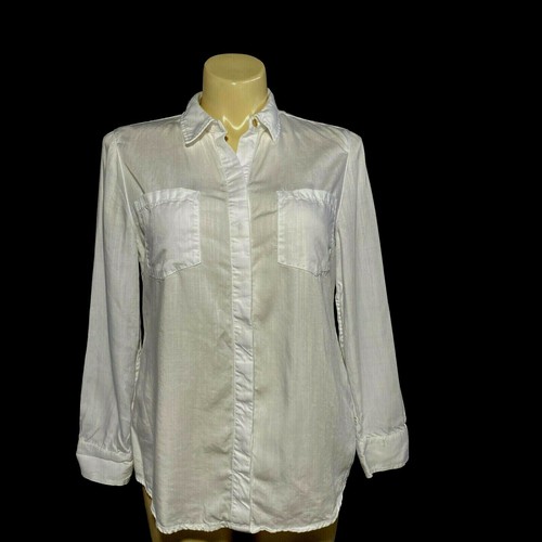 Chicos White Top Pocket Camp Shirt 