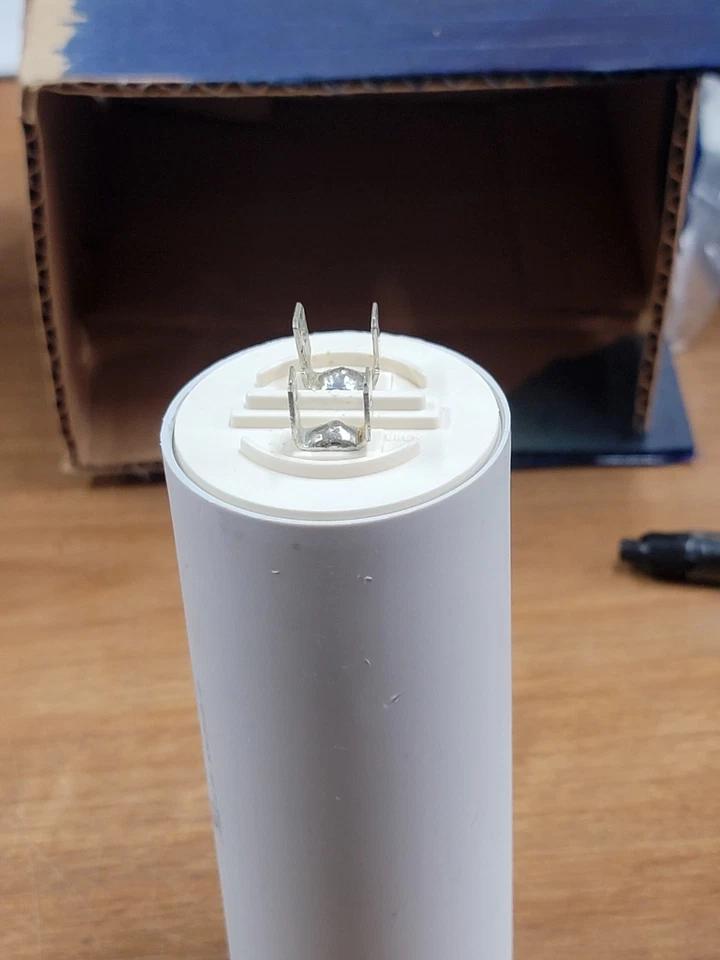 Conducto condensador MI-T-M 32-0185. Foto 3 de 4