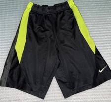 Nike Shorts Youth small EUC Basketball, Soccer, Athletic Shorts