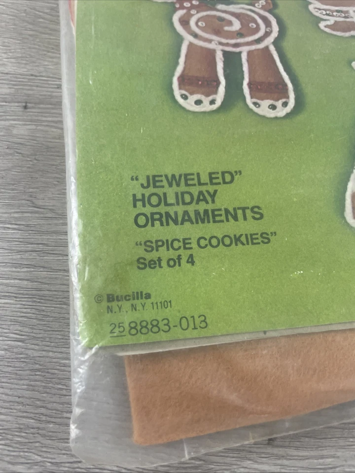 Bucilla Natal Agulha Puxar Brinquedos Joias Enfeites de Férias Biscoitos NOVO - Imagem 2 de 4