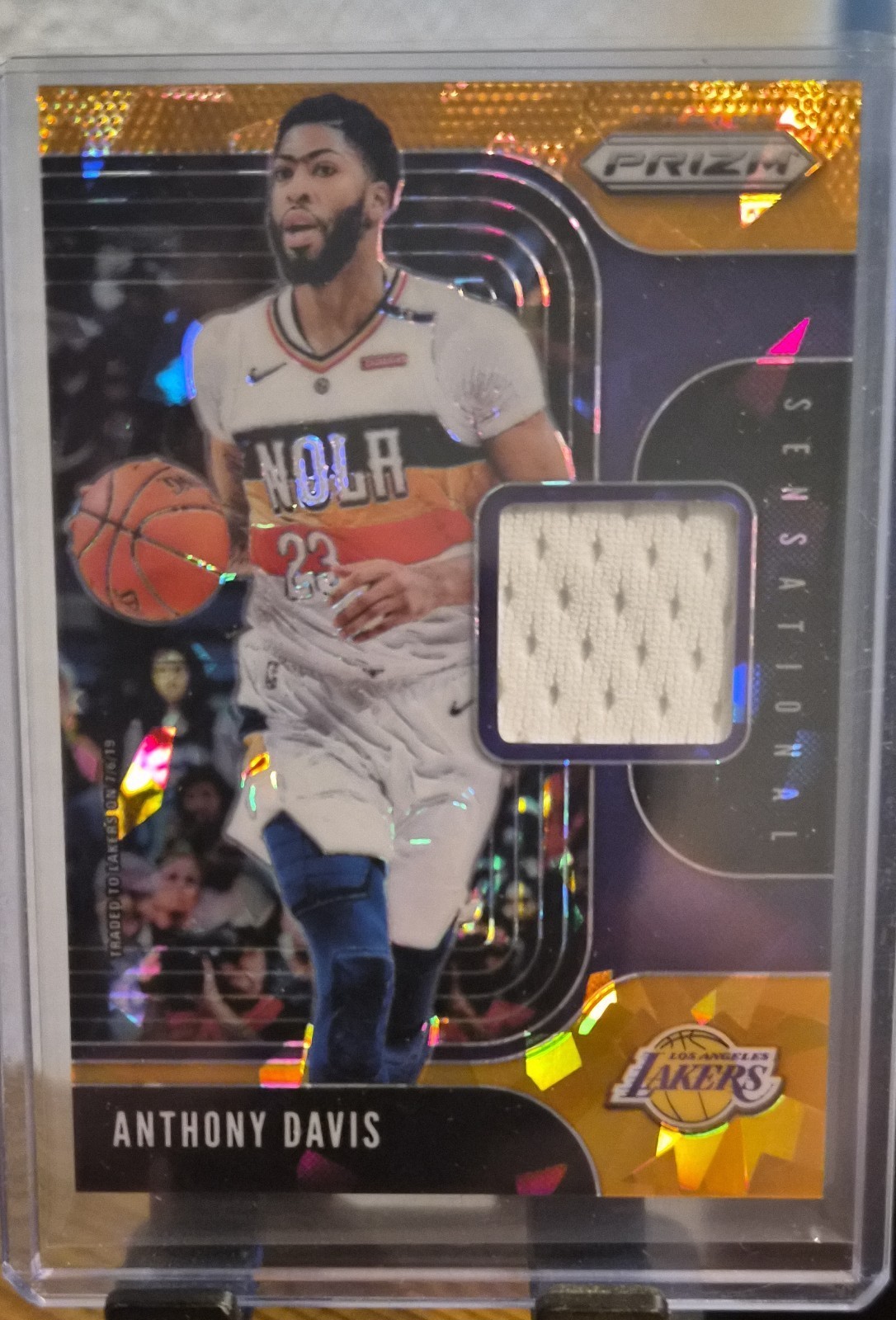 2019-20 Panini Prizm  Swatches Jersey Anthony Davis  Orange Ice Prizm (MEM)